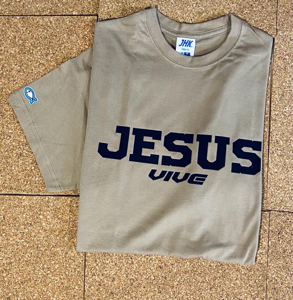d16fb0eb-7ed0-4889-ae9e-0554bda9dae1 d16fb0eb 7ed0 4889 ae9e 0554bda9dae1 Camiseta “Jesús vive”