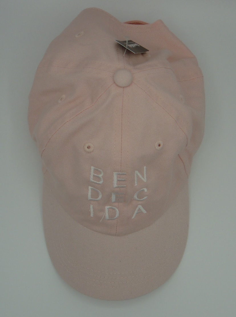 img_3747 img 3747 Gorra “Bendecida”
