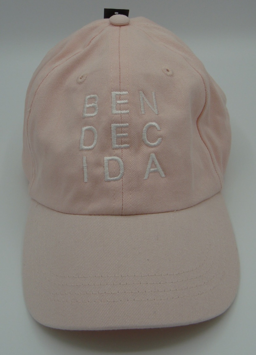 img_3752 img 3752 Gorra “Bendecida”