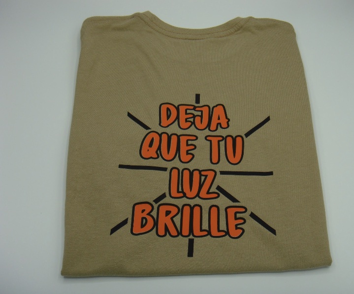 img_3785 img 3785 Camiseta “Deja que tu luz brille”