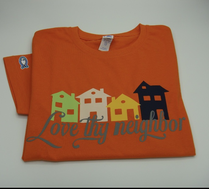 img_3797 img 3797 T-shirt “Love thy neighbor”