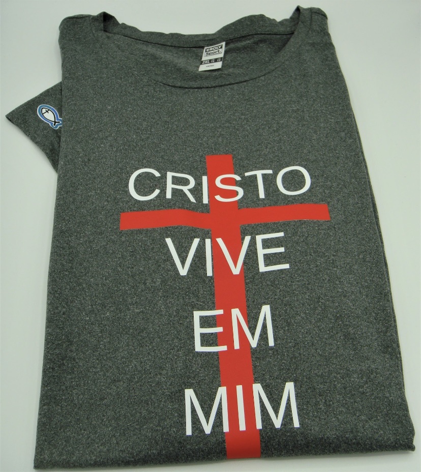 img_3897 img 3897 Camiseta “Cristo vive em mim” (Português)